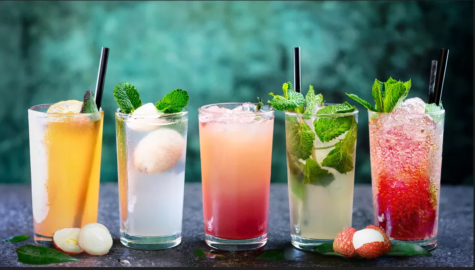Beat the Heat in Style The Ultimate Guide to Refreshing Summer Mocktails Lemonade & Iced Tea